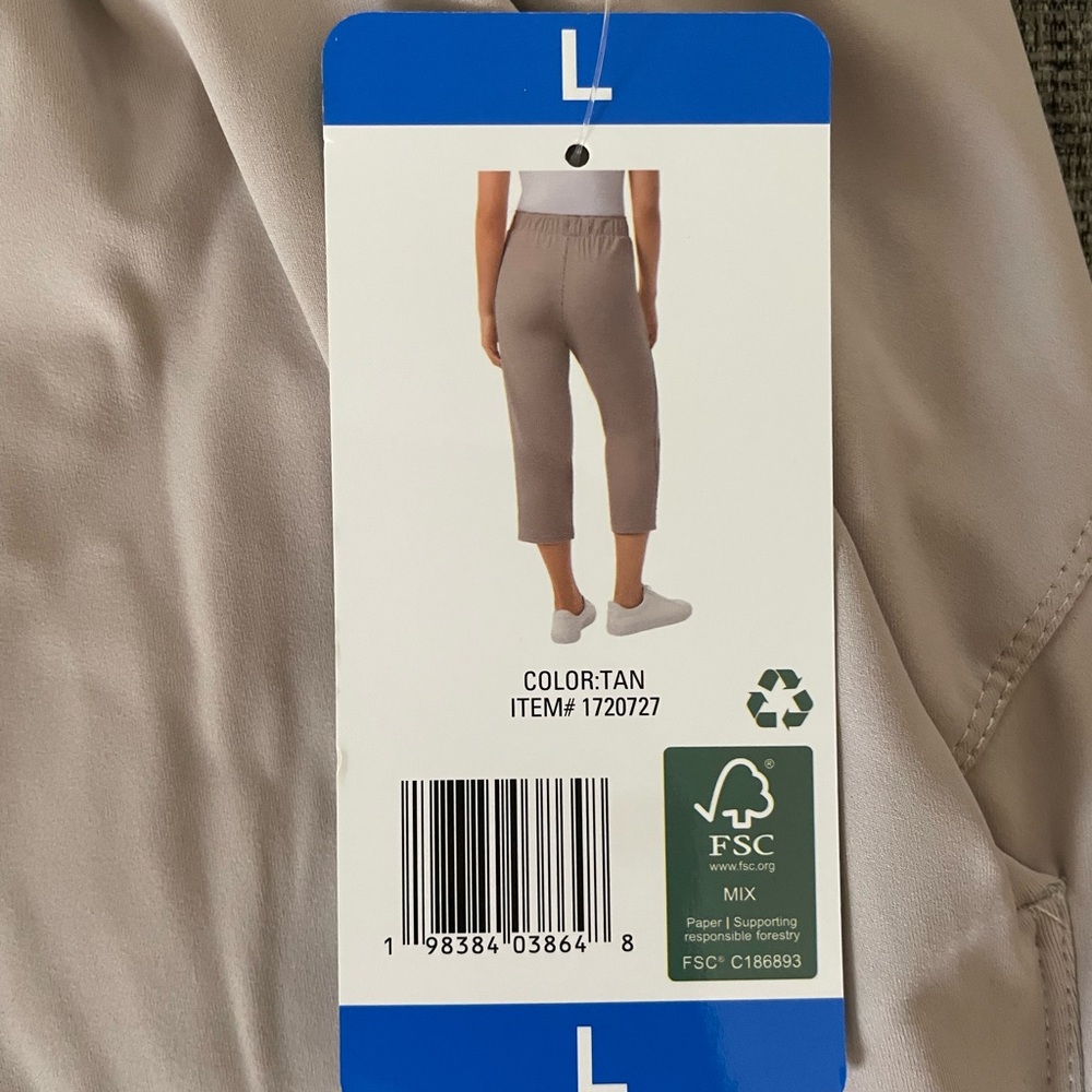 32 Degrees Women Nylon Lux Capri Color: Tan Size Small Large - Picture 7 of 16